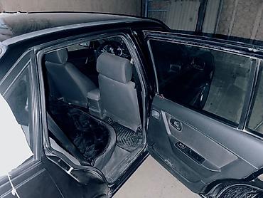 Daewoo Nexia: 2010 г., 1.6 л, Механика, Бензин, Седан