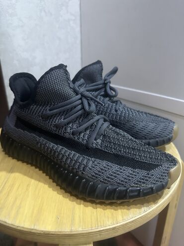 Кроссовки и спортивная обувь: Кроссовки, 39, Adidas Originals, Новый, цвет - Черный, Самовывоз, Платная доставка