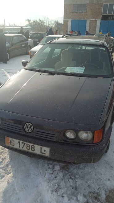 купить фотоаппарат бишкек: Volkswagen Passat: 1989 г., 1.8 л, Бензин, Купе