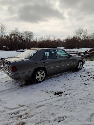 Mercedes-Benz: Mercedes-Benz W124: 1992 г., 3 л, Механика, Бензин, Седан at lalafo.kg — 2 Mercedes-Benz: Mercedes-Benz W124: 1992 г., 3 л, Механика, Бензин, Седан — 2