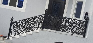 Pilləkən məhəccərləri: Müxtəlif dizaynda alüminium məhəccərlər təklif olunur. Ağ rəngli — 6