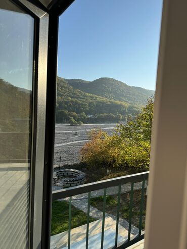 Bağ evlərinin kirayəsi: 130 kv. m, 4 otaqlı, Hovuzlu, Su, Kanalizasiya, İnternet — 15