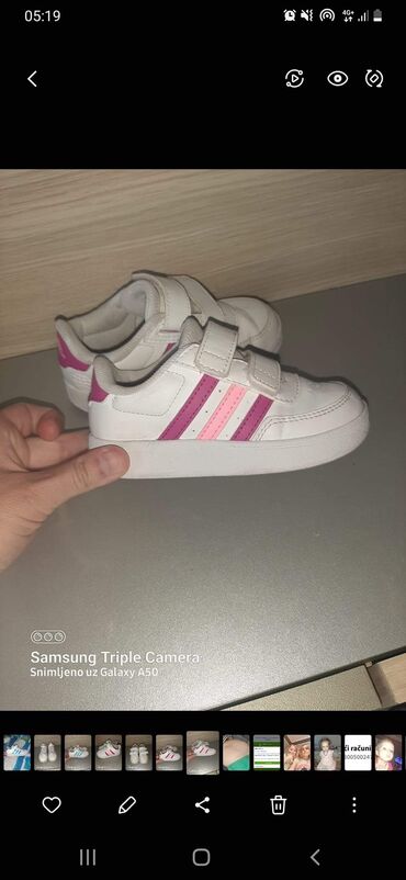 svjetleće patike: Adidas, Veličina - 24