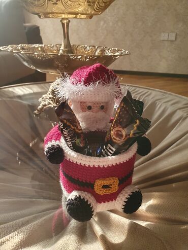 Konfet qabları: Yenil il temalı əl işi “Şaxta Baba” konteyneri - Material: əl ilə — 9