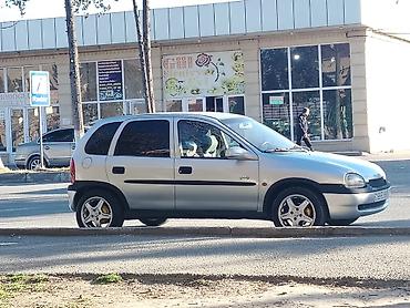 bmw e60 m: Opel Corsa: 1.2 l | 2000 il Hetçbek — 2