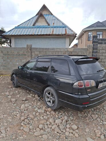 Toyota: Toyota Caldina: 2002 г., 2 л, Автомат, Газ, Универсал