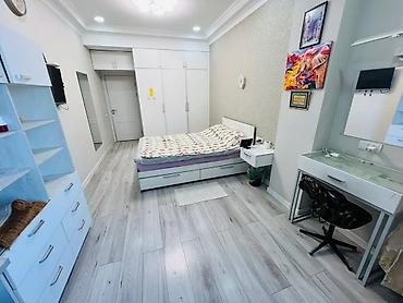 132: 3 комнаты, 213 м², Элитка, 4 этаж — 4