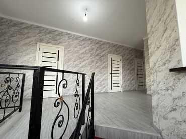 Долгосрочная аренда домов: 270 м², 7 комнат, Парковка, Амбарная, Утепленный — 7