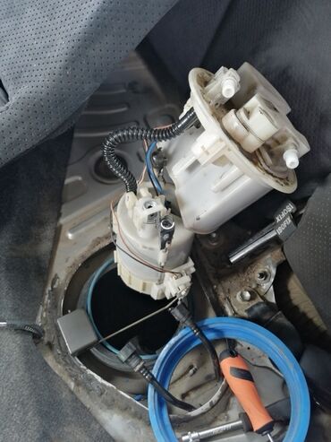 Бензонасосы: Бензонасос Toyota 2005 г., Оригинал, Япония