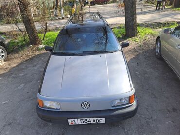 дверные ручки на пассат: Volkswagen Passat: 1.8 л | 1991 г. | Универсал