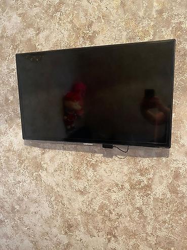 ТВ и видео: Samsung LED televizor - Ekran ölçüsü: təxminən 32–40 düym (şəkildə — 1