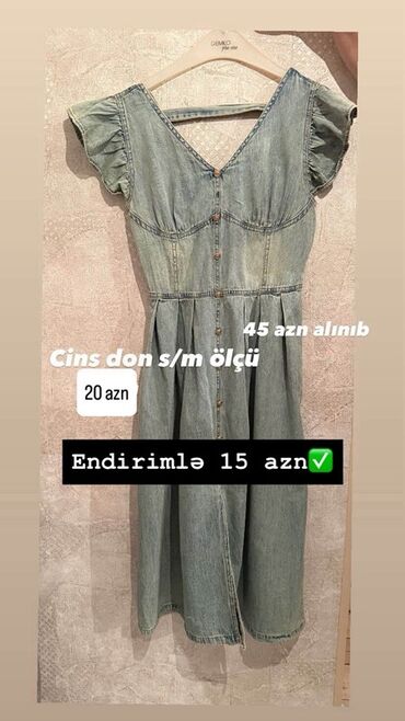 Cinslər: Açıq mavi rəngdə, cins parçadan hazırlanmış uzun qadın donu. V formalı