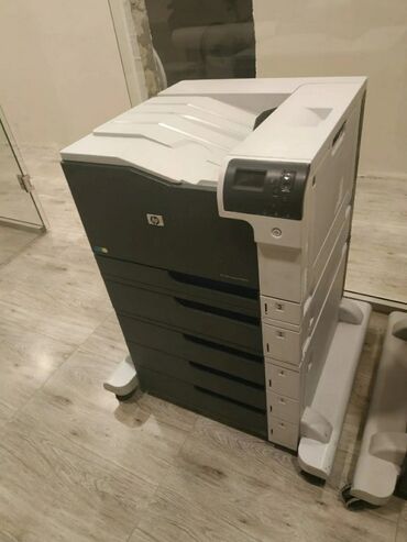 Printer HP color laserjet 5525nd Az işlənib. Tam işlək vəziyyətdədir