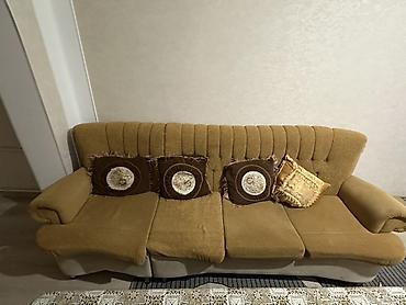 Çevrilən divan–çarpayı - Rəng: tünd bal–bej kombinasiyası - Material