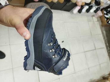 Patike: Nike, Veličina - 36, Vodootporne — 12