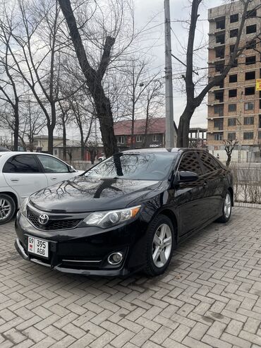 кожаный чехол: Toyota Camry: 2014 г., 2.5 л, Автомат, Бензин, Седан