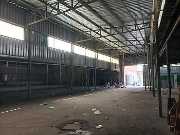 Kommersiya daşınmaz əmlakı: Təyinat:Anbar və sex Sahə:100-1500 m2 Videomüşahidə:VAR Sanitar — 2