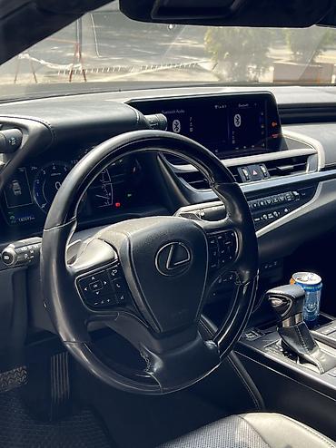 на rx harrier: Lexus ES: 2019 г., 2.5 л, Вариатор, Бензин, Седан — 5