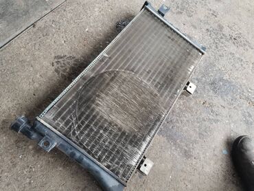Auto delovi: Hladnjak Lada 21213 Niva. Polovno, ocuvano. Skinuto a rastavljenog — 9