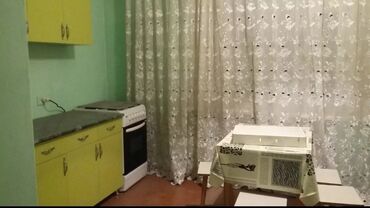 хата с бассейном бишкек: 80 м², 3 комнаты, Теплый пол, Бронированные двери, Забор, огорожен