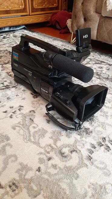 canon 750 d: SONY 2000 lik vidyo kamera Satilir ela vəziyyətdədir. Sony 2000lik