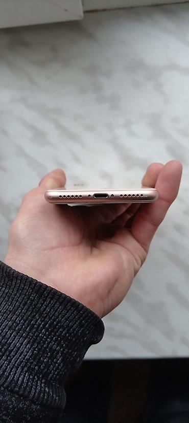 Apple iPhone: IPhone 8, Qızılı, Barmaq izi — 5