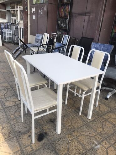 masin ucun bayraq: Mətbəx üçün, Yeni, Açılmayan, Dördbucaq masa, 4 stul