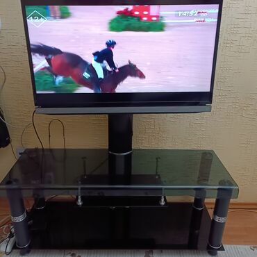 плазма телевизоры: Продается телевизор TOSHIBA вместе с подставкой!