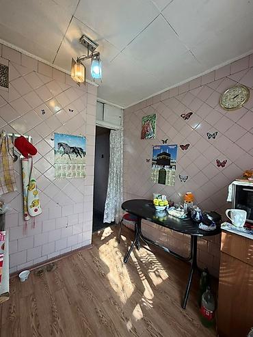 квартира общага: 2 комнаты, 43 м², ул. Гоголя / Чуй 104 серия, 3 этаж, Старый ремонт — 5