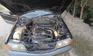 paneli: Mercedes-Benz 190: 0.2 l | 1990 il Sedan — 8