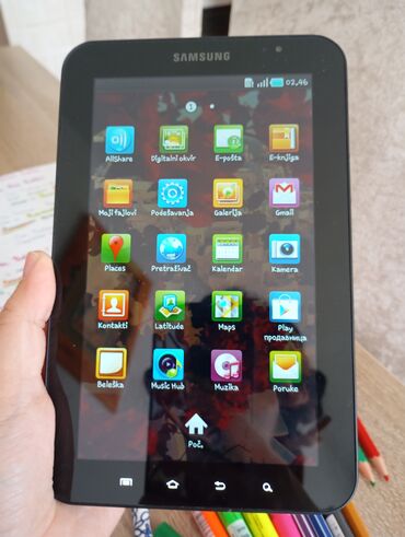 p47 bežične slušalice crne,p47 bežične slušalice,slusalice: Samsung Galaxy Tab tablet bele boje. Kompaktan dizajn sa ekranom u