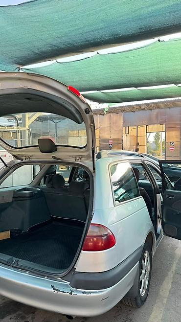 карола универсал: Toyota Avensis: 2002 г., 1.6 л, Механика, Бензин, Универсал — 9