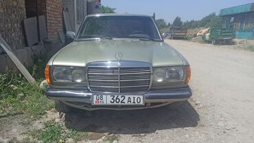 мотор к11: Mercedes-Benz W123: 1982 г., 2.3 л, Механика, Бензин, Седан