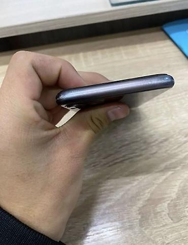 2011 v3: IPhone 11, Б/у, 128 ГБ, Черный, Чехол, 72 % — 5