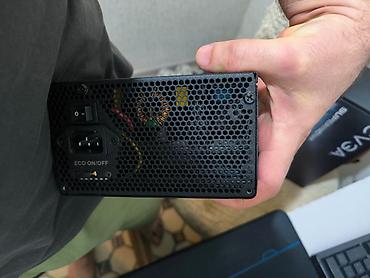 Masaüstü kompüterlər və komponentlər: Qida bloku EVGA, > 1000 W, İşlənmiş — 3