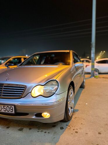 a170 mercedes: Mercedes-Benz C 200: 2 l | 2000 il Sedan