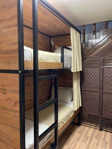 Посуточная аренда комнат: 350 м², С мебелью — 3