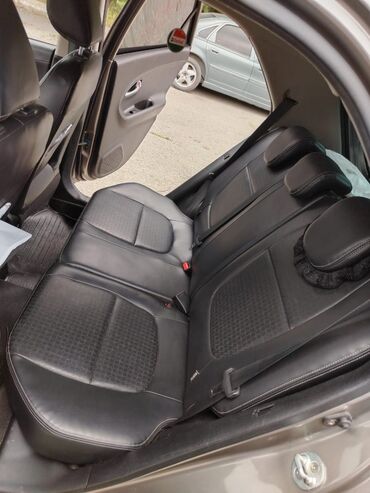 Kia: Kia Morning (hatchback), boz rəng. - 5 qapı, kompakt şəhər avtomobili — 10