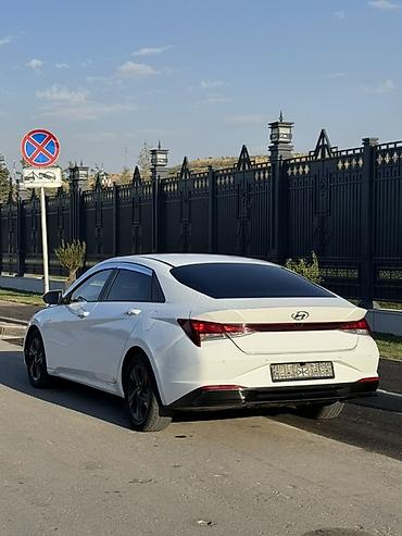 byd e6: Hyundai Avante: 2021 г., 1.6 л, Робот, Гибрид, Седан — 9