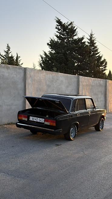 tap az ekskavator: Maşın şəxsidi baxımlı avtomobildir. (Həm də gözəl nömrə üstündə — 8