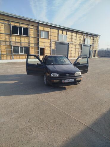 матор авто: Volkswagen Golf: 1995 г., 1.8 л, Механика, Бензин, Хэтчбэк