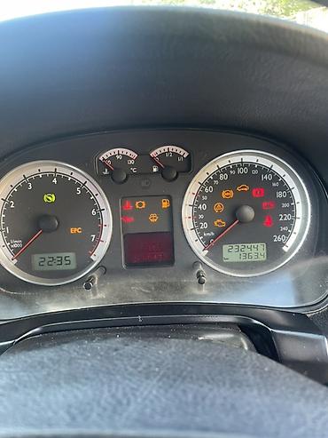 авто ярис: Volkswagen Bora: 2001 г., 2.3 л, Автомат, Бензин, Седан — 5