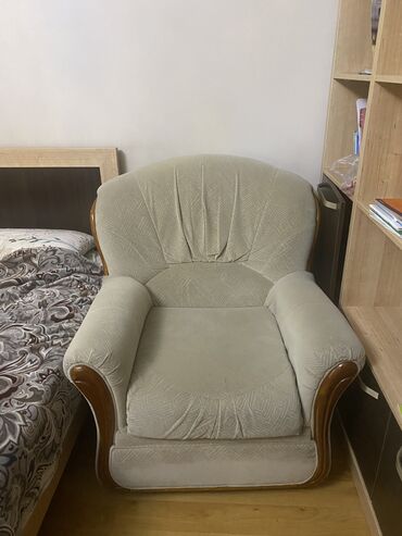 кожанная мебель: Классикалык кресло, Зал үчүн, Колдонулган