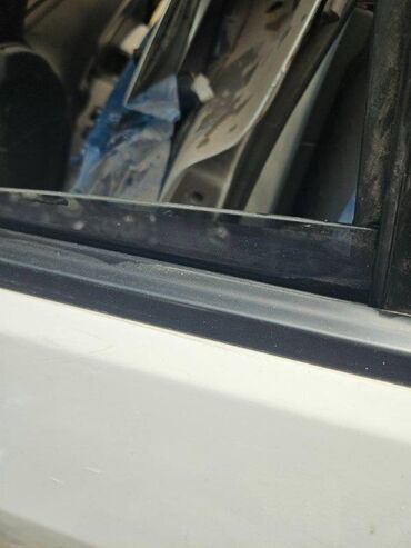 заднее стекло хонда стрим: Заднее правое Стекло Hyundai