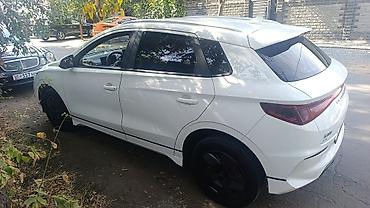 BYD: BYD E2: 2024 г., 0.1 л, Робот, Универсал — 3