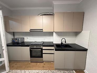квартира 5000сом: 📍Аламедин 1 💰55,000 сом 🏢1 комнатная элитка Есть всё необходимое — 4
