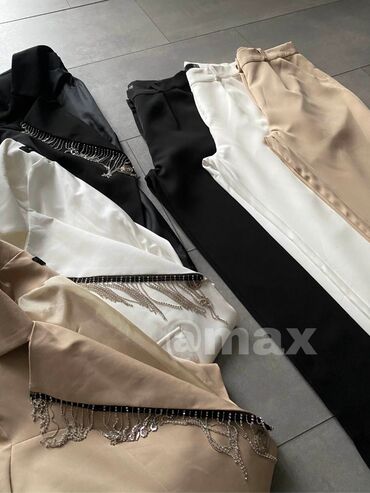 Kompleti: New,,Royal Dreamer’’Suitvelicine:36/38/40/42/44/46 Boje:Crna Bela — 5