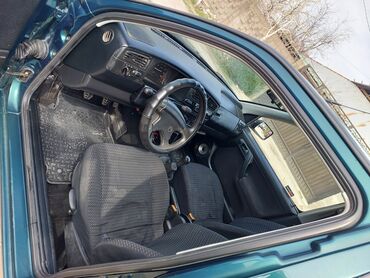 Volkswagen: Volkswagen Vento: 1995 г., 1.8 л, Механика, Бензин, Седан — 7