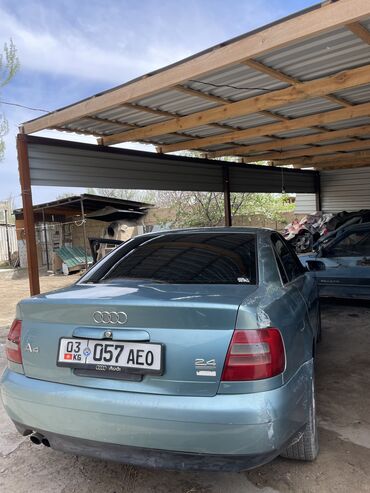 Audi: Audi A4: 2000 г., 2.4 л, Механика, Бензин, Седан