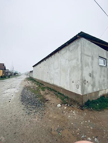 Продажа коттеджей и домов: Продаю дом Ак Ордо с квартирным бизнесом 2 квартиры ежемесячный доход — 18